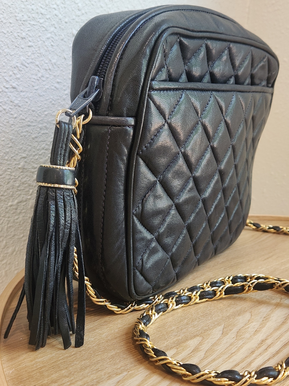 Vintage Jay Herbert Quilted Black Leather Crossbody Bag Gold Chain and Tassel - Picture 3 of 7